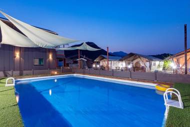 Gapyeong Gureum Wi Sanchaek Pension and Glamping