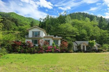 Flower field Pension