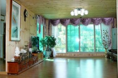 Gapyeong Cheongpyeong White Pension