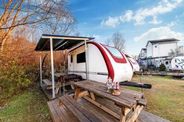 GaPeyong UnAk Holiday Caravan