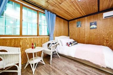 Gapyeong Four Season Valley Gaegok Aegyeon Pension