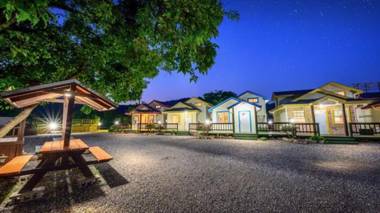 Gapyeong Dalbit Jeongwon Pension