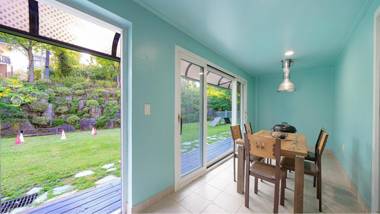 Gapyeong Himong  Aegyeon Poolvilla Pension