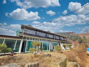 Gapyeong neorul grida Pension