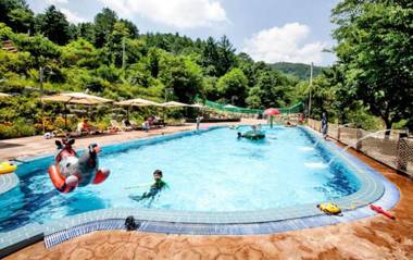 Gapyeong Atthemorn  Dokchae Pension