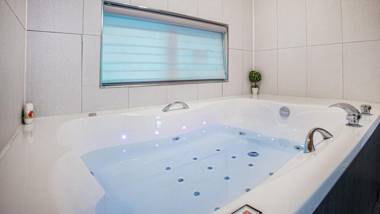 Gapyeong Gamseong216 Poolvilla Pension