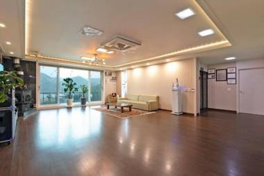 Namyangju Noblian House Pension