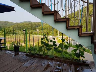 Hongcheon haedrin pension