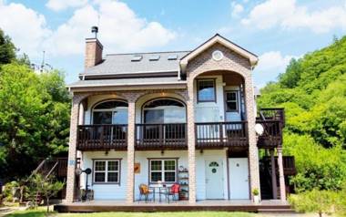 Hongcheon Gamjatown Pension