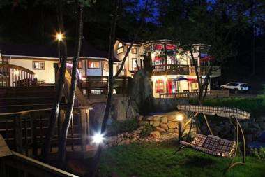 Hongcheon The Wizard of Oz Pension