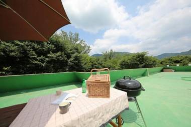 Hongcheongang Nolja Pension