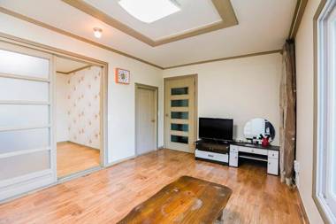 Tongyeong Yeonji Pension