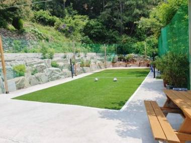 Tongyeong Two Five Pension