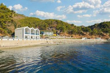 Tongyeong Maremio Oceanview Pension