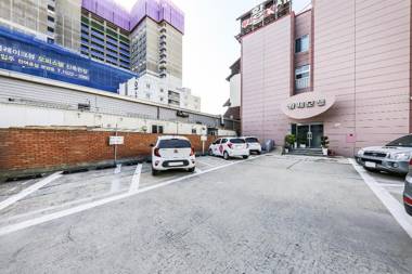Seosan Emperor Motel