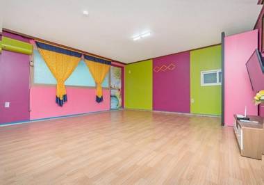 Gyeongsan Gyeongsan Pension