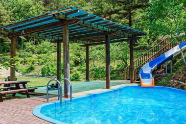 Youngwal cloud garden