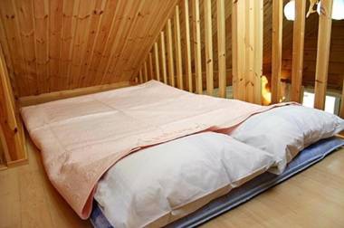 Youngwol Your Castle Bed and Breakfast