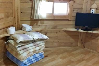 Youngwol Your Castle Bed and Breakfast