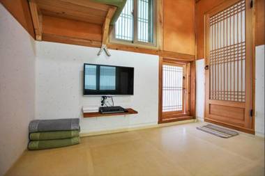 Youngwol Sosojeong Pension