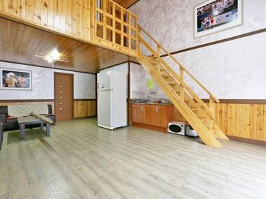 Youngwol Dongganggaja Bongnae Pension