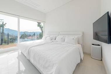 Beclassy Kids Poolvilla Milyang