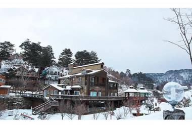 Hoengseong Cheongtaesan Healing Pension