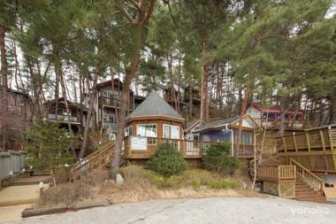 Hoengseong Lovestar in Forest Pension