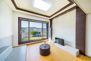 Yeoncheon With Dog Pension