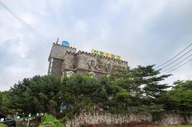 Yesan Shinwon Parktel