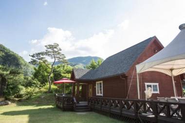 Wanju Forest Garden Pension