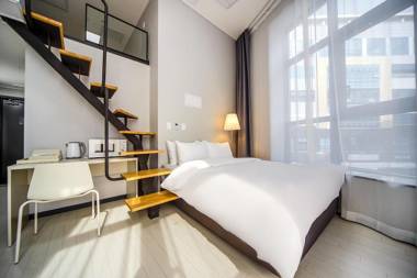 Naju Duplex Residence Hotel