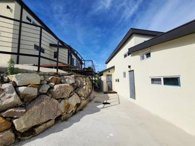 Goseong Sunny Hill Pension