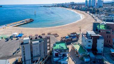 Goseong Pension Badatga