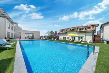 Goseong Maple Kids&Spa&Poolivilla