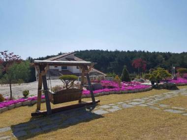 Goseong Dal Beach Pension