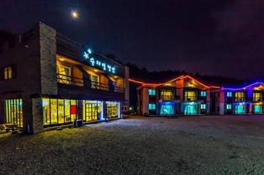 Goseong (Sokcho) Sujabyeol Pension