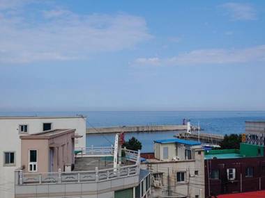 Sokcho Blue Ocean Pension