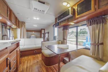 Goseong Jjun Camping Pension