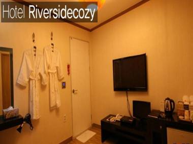 Hotel Riversidecozy