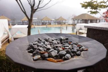 Club Inner Hotel & Resort