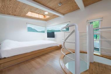 Shiny River Pool Villa - Bukhangang