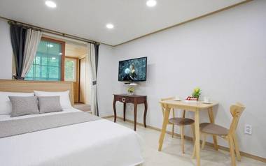 Kangchon Pine Tree Pension