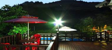 Window to the sky Pension