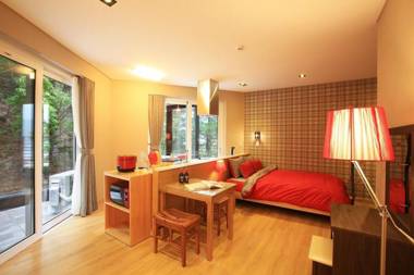 Namiseom Koi Couple and Family Pension