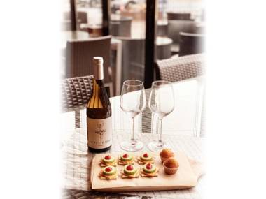 Fanta Cola Resort colabodong