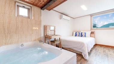 Gapyeong Aromspa Pension