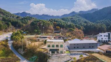Chuncheon Lio Pension
