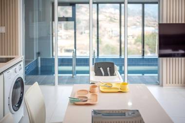 B Classi Kids Poolvilla