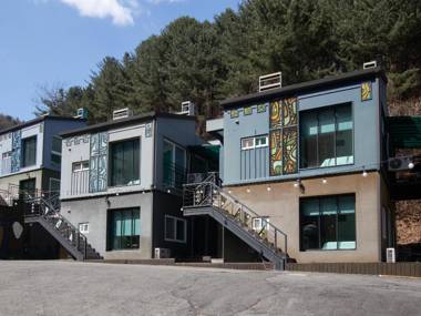 gapyeong therisome poolvilla